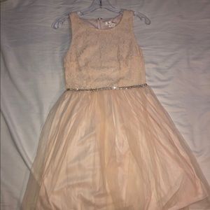 Women’s Peach Colored Sleeveless Dress